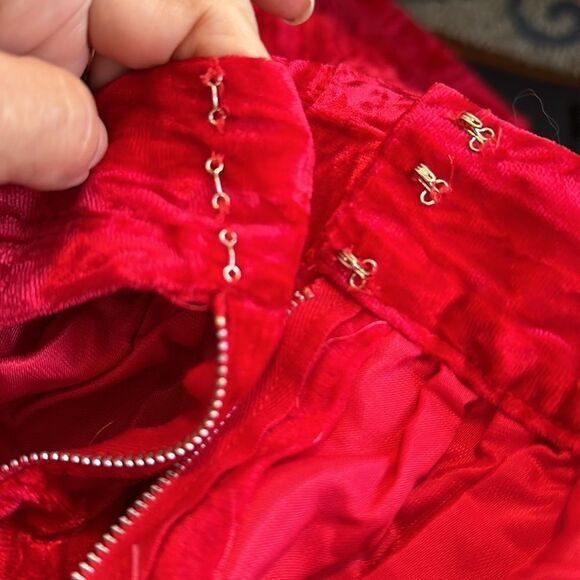 Vintage homemade/handmade crushed red velvet straight maxi skirt - Picture 7 of 8